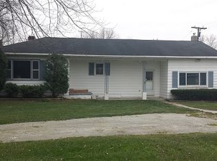 320 S Allen Rd, Saint Clair, MI 48079