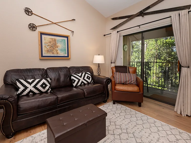 203 Village Dr #11-32 — Photo 3