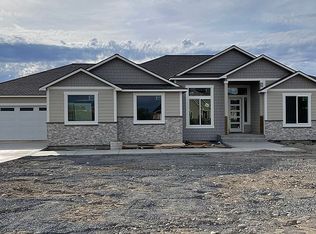 7509 Dune Lake Rd SE, Moses Lake, WA 98837