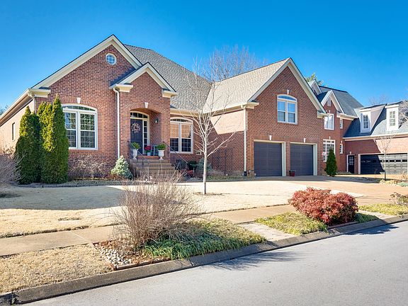 2nd image of 137 Sontag Dr