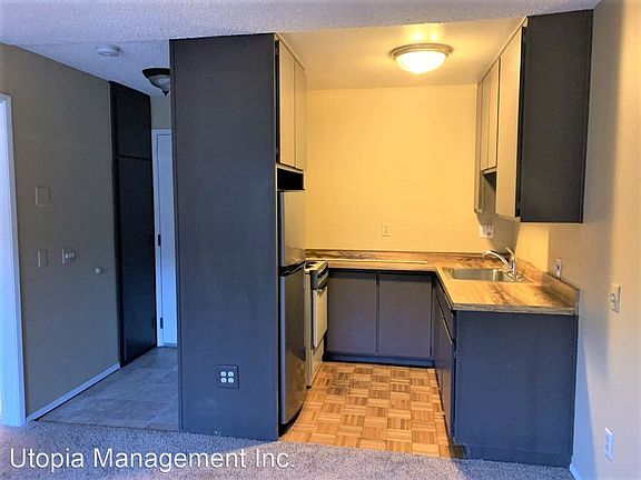4th image of 3786 Alabama St Unit B106