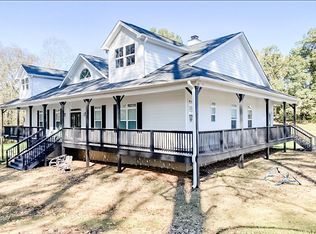 9313 Poinchester Dr, Charlotte, NC 28227