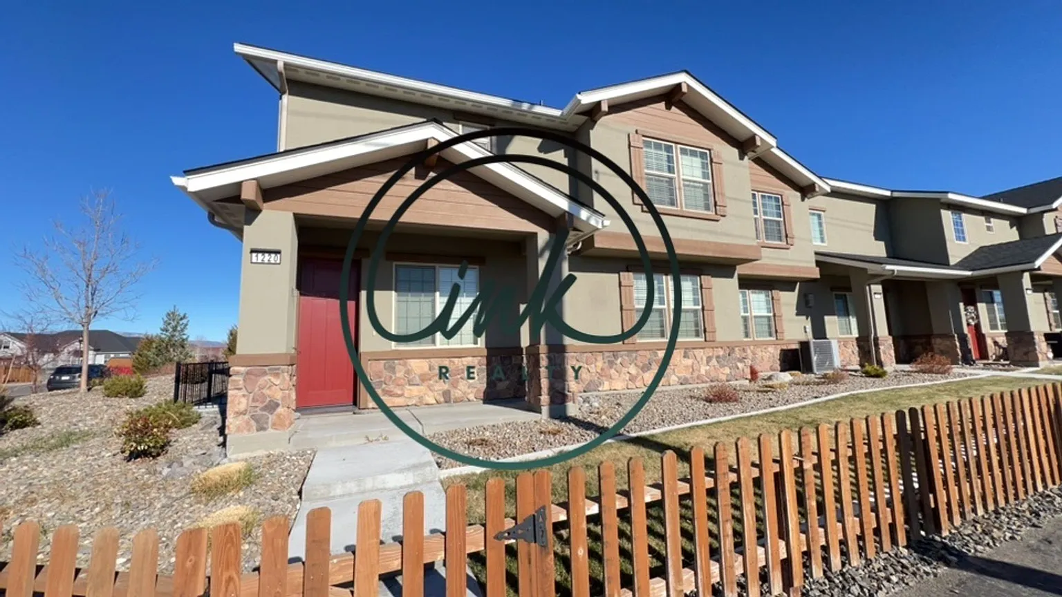 1220 Montevideo Cir photo 1