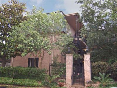 4515 Briar Hollow Pl APT 313, Houston, TX, 77027