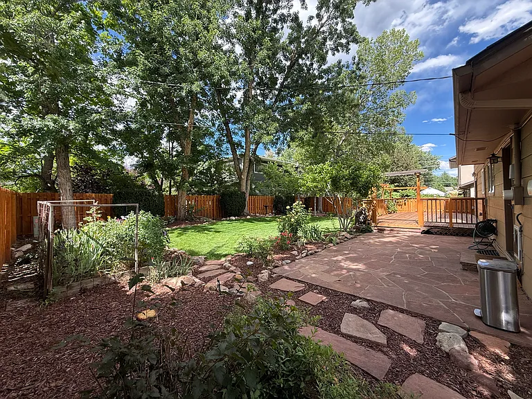 1872 Del Rosa Ct — Photo 48