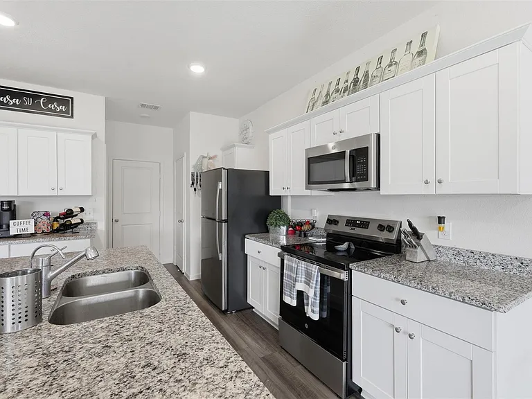 10138 Tiger Flower Ln — Photo 8