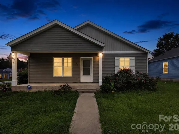 206 Dillon Dr, Clinton, SC 29325