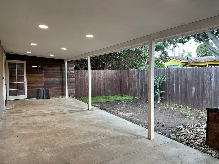 6951 Hoffman Ave — Photo 17