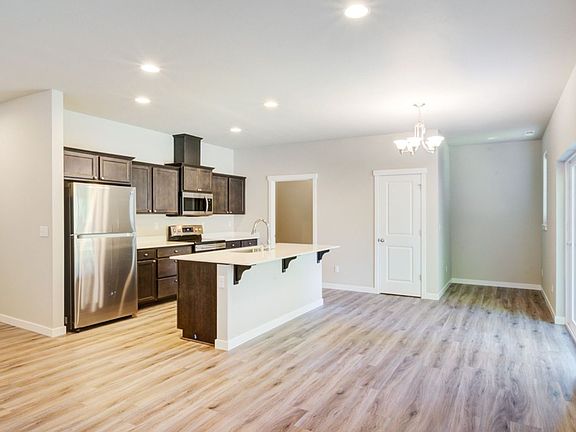 3rd image of 8426 63rd Pl NE