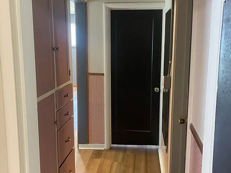 1017 Yew St — Photo 5