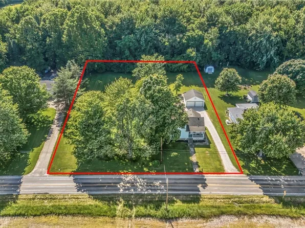 9598 Quarry Rd, Amherst, OH 44001