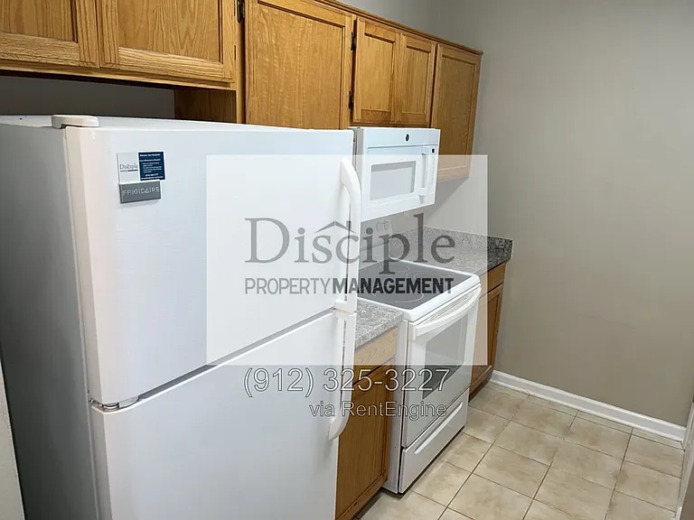 22 E Dubois St #7B — Photo 11