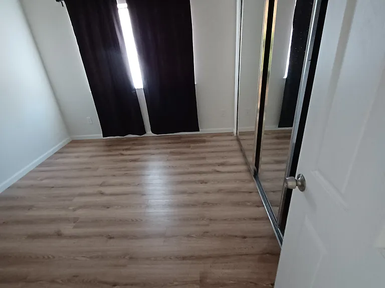 585 Hildale Cir — Photo 8