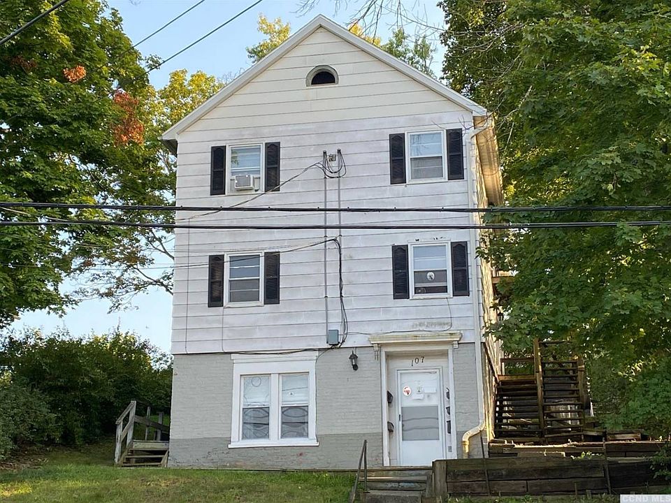 1st image of 107-109 Green St Unit 5