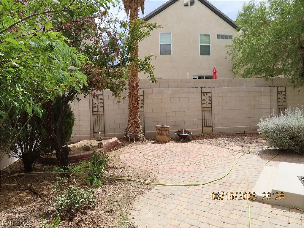 4 bed, 3.0 bath, 1735 sqft, $2,250 — Photo 4