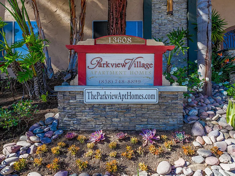 Parkview Poway Apartments — Photo 3