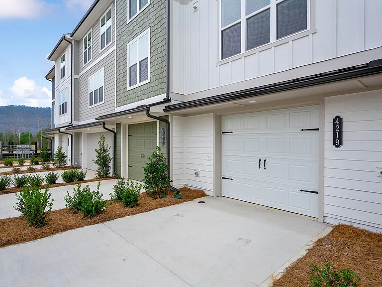 4243 Tillie Cir — Photo 21
