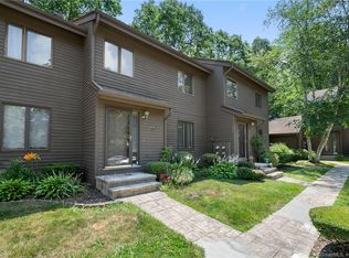 223 Flanders Rd APT 7, Niantic, CT 06357
