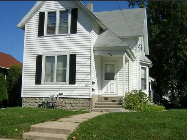 838 McKinley St, Oshkosh, WI 54901