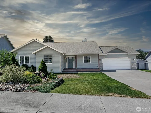 764 Fairway Dr, East Wenatchee, WA 98802