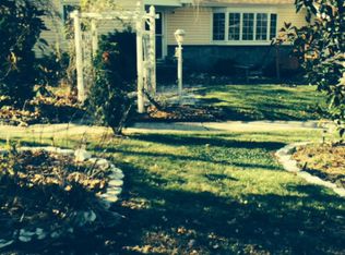 66 Melhorn Rd, Staten Island, NY 10314