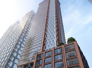 55 Mercer St #1206, Toronto, ON M5V 1H2