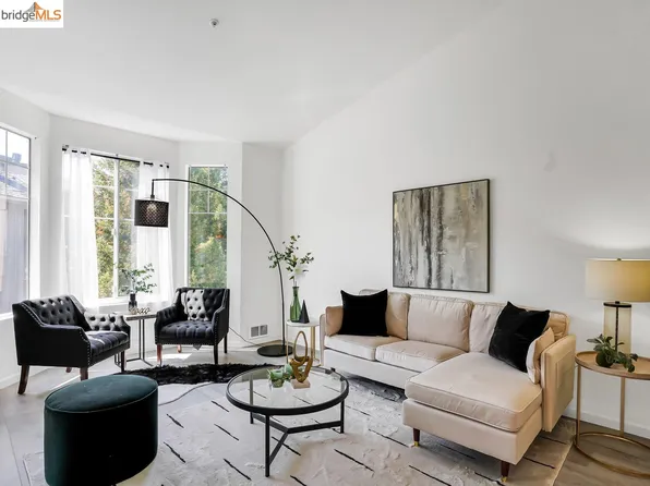 240 Caldecott Ln Unit 312, Oakland, CA 94618