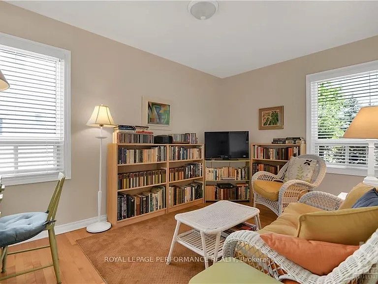 1707 Edge Hill Pl — Photo 9
