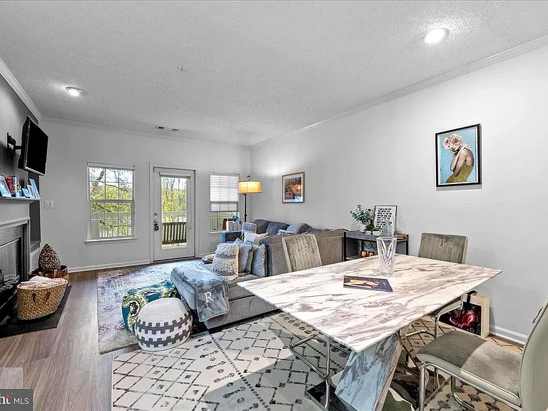 1708 Lake Shore Crest Dr #24 — Photo 5