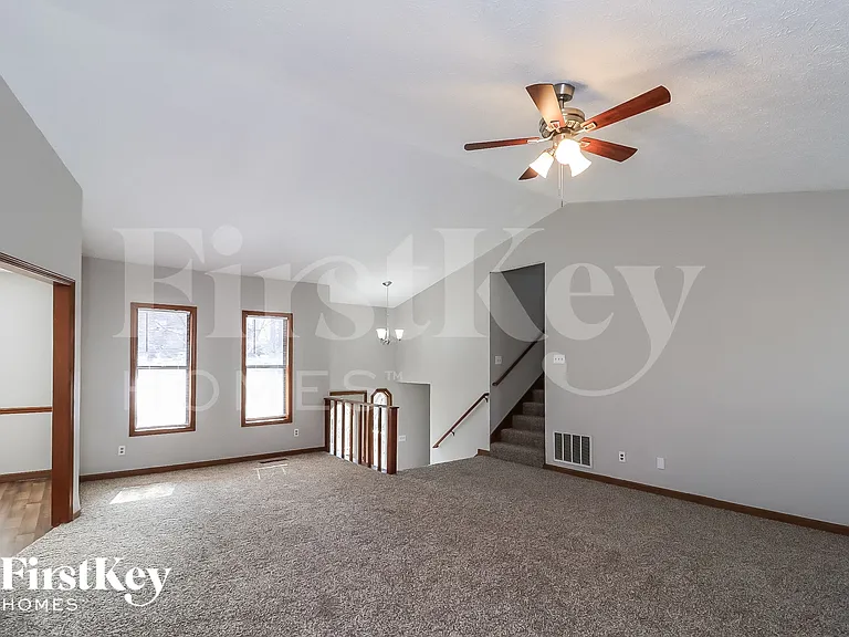 213 Park Ave — Photo 5