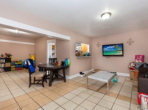 5th image of 1021 1/2 Cypress Ave