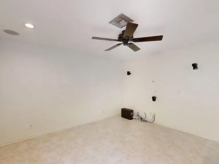 23330 La Vida Way — Photo 13