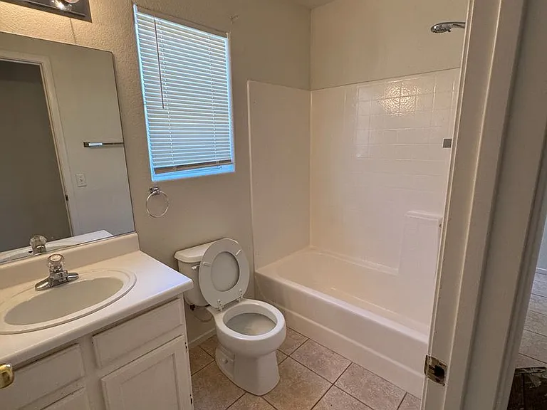 3932 Marble Mountain St — Photo 13