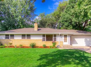 416 Adams Ave, Hopkins, MN 55343