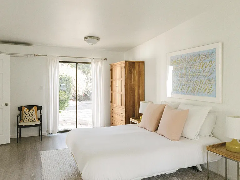 696 Romero Canyon Rd — Photo 34