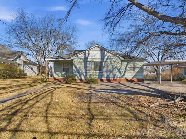 802 Chesterfield Ave, Lancaster, SC 29720