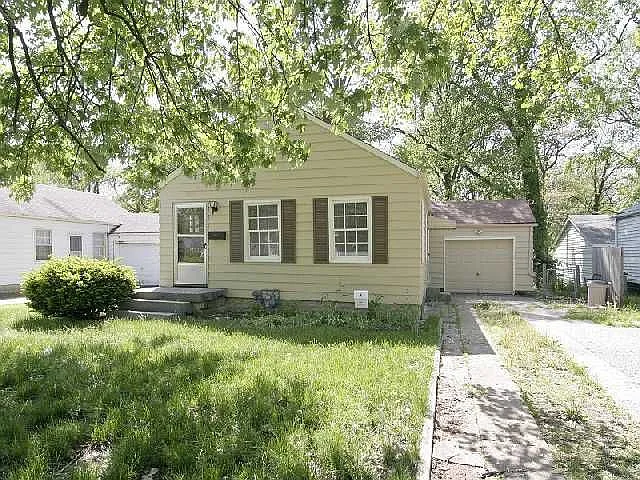 5654 N Keystone Ave photo 1
