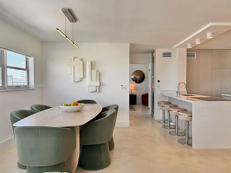 1881 Washington Ave #9C — Photo 10