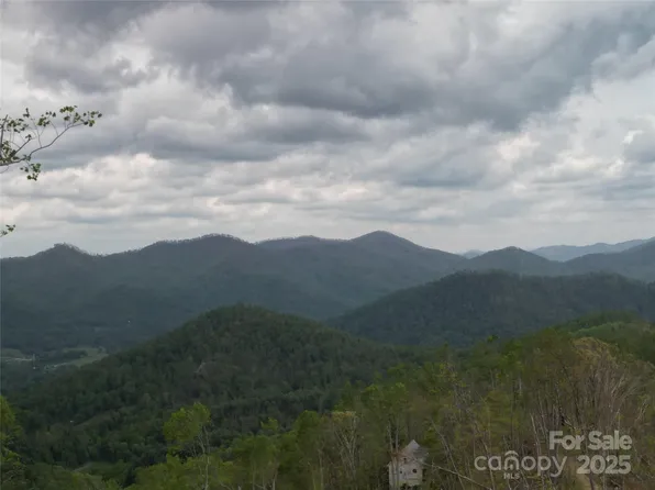 99999 Elk Mountain Scenic Hwy, Asheville, NC 28804