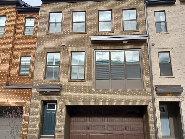 6230 Almerico Pl — Photo 1