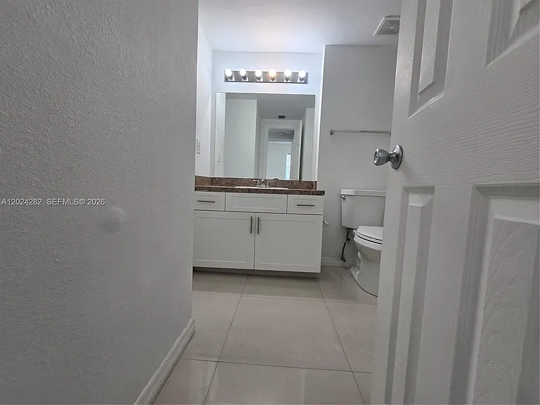 220 SW 116th Ave #15203 — Photo 12