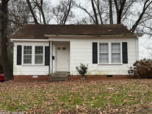 717 W Wheeler St, Dyersburg, TN 38024
