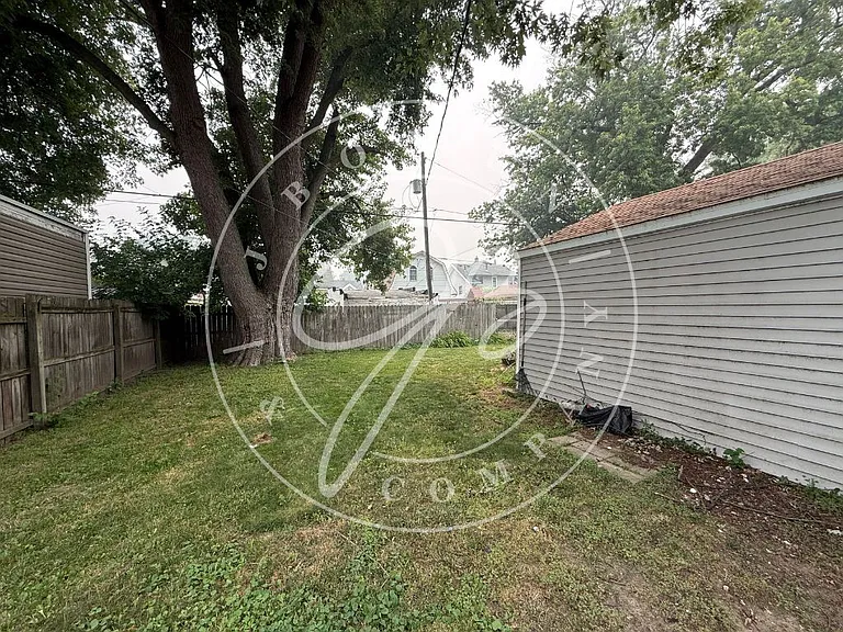 717 Ogden Ave #1 — Photo 7