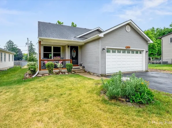 10118 Lund Ave, Algonquin, IL 60102