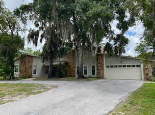 8015 Sycamore Dr, New Port Richey, FL 34654