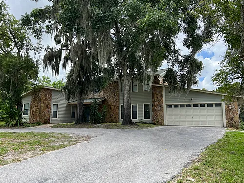8015 Sycamore Dr Photo 1