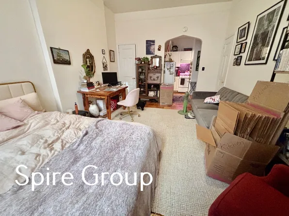 23 West 75th Street image 2 of 5