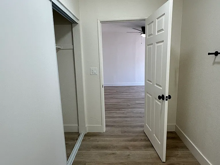 10615 Wolfe Ave #B — Photo 6