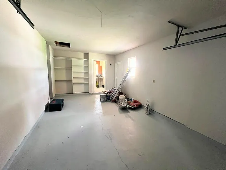 311 SW Homeland Rd — Photo 23