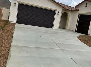 7729 River Gulch Rd, Riverside, CA 92507